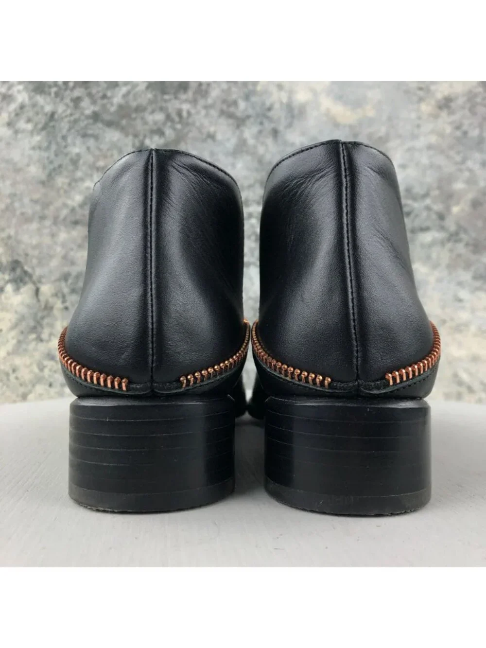 Halogen Women's Size 6.5M Piper Black Leather Zipper Detail Cutout Ankle Booties